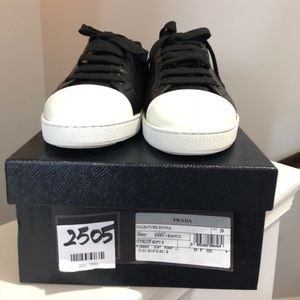 PRADA women’s sneakers size 39 (Brand New)